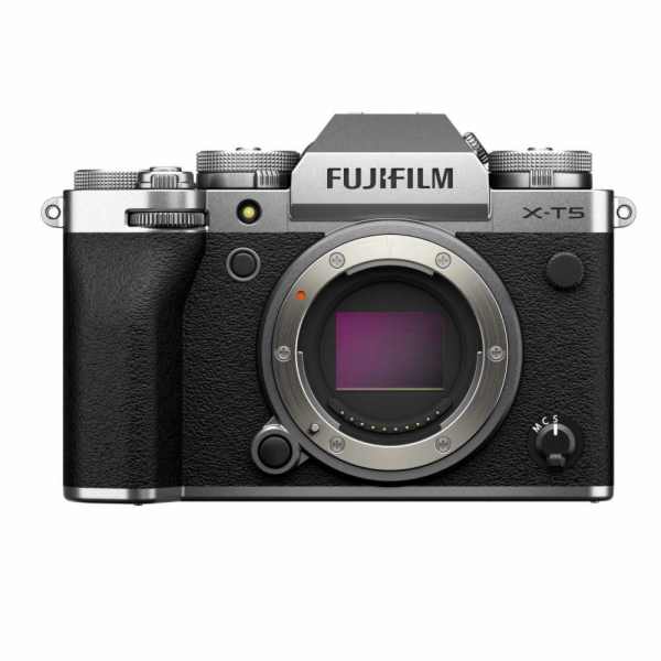 FujiFilm X-T5 body silver