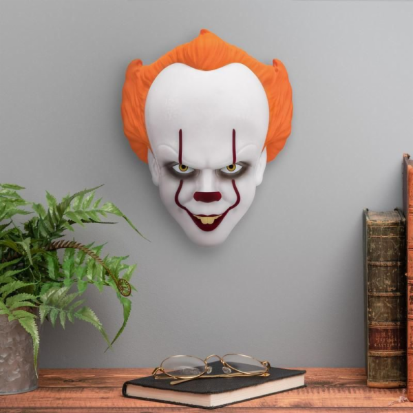 Light Pennywise (IT)