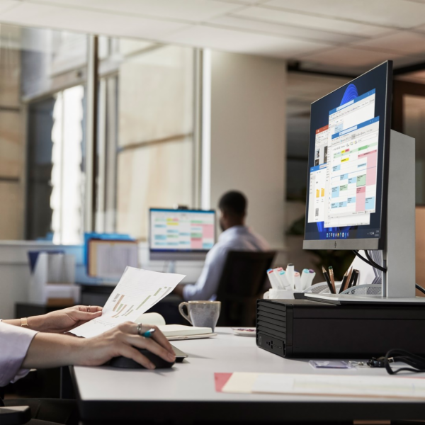 HP 400 G9 Intel® Core™ i7 i7-12700 16 GB DDR4-SDRAM 512 G...