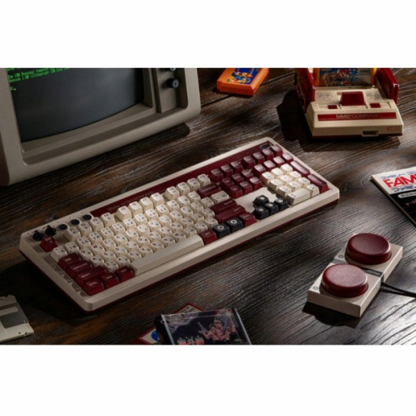 8BitDo 108 Mechanická klávesnice, rodinné vydání.