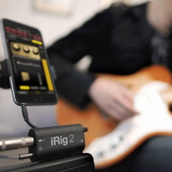 IK Multimedia iRig 2 - Zvukové rozhraní