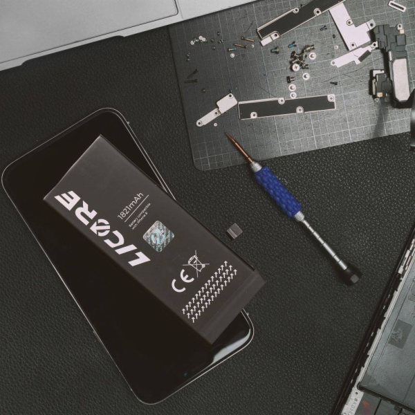 Licore Baterie LICORE pro IPHONE 11 3110 mAh