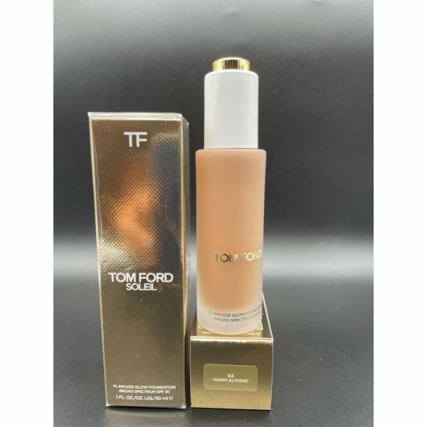 Tom Ford Tom Ford, Soleil, tekutý základ, 9,5, teplé mand...