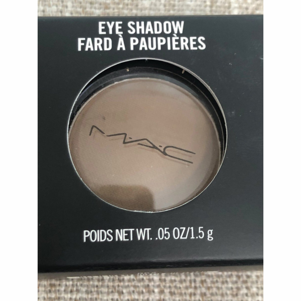 MAC Matné oční stíny Sandstone 1,5 g