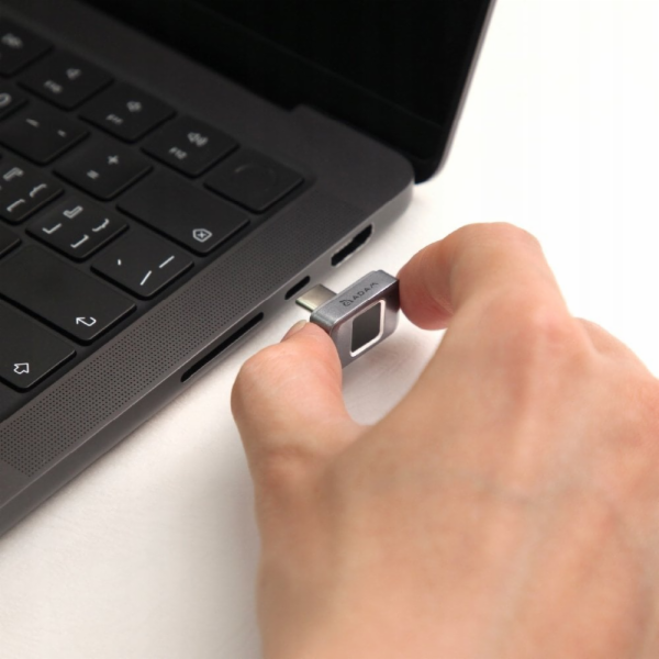 Adam Elementsi iKlips S USB-C Nano Touch Fingerprint SSD ...
