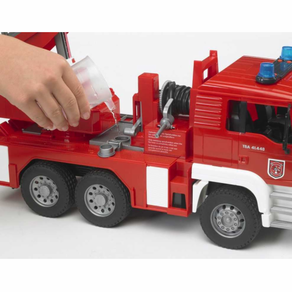 Bruder MAN TGA hasičské auto, červené (02771)
