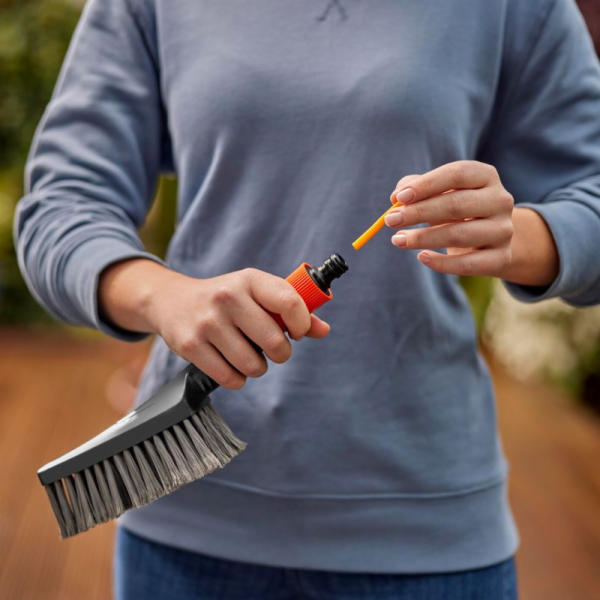 Gardena Ruční kartáč M měkký (18841-20)