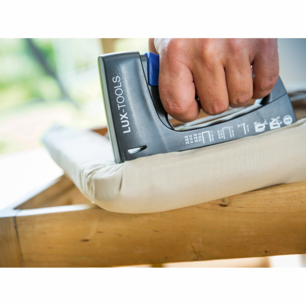 Ruční sponkovačka LUX-TOOLS Comfort na jemné drátěné spon...