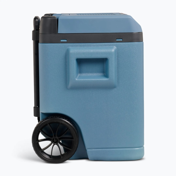 Termoelektrický chladicí box Igloo IE42 42 l, světle modrý