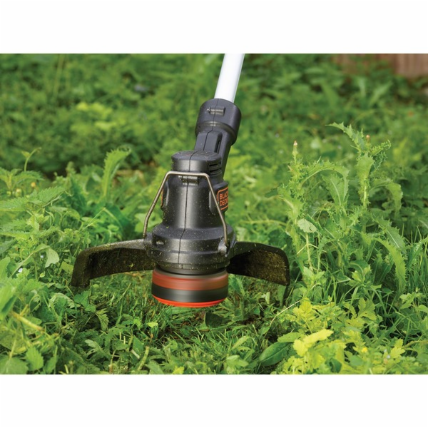 BLACK+DECKER akumulátorová sekačka na trávu ST1823, 18V