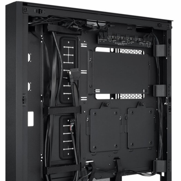Lian Li LANCOOL 216 RGB, E-ATX skříň, midi tower - černá