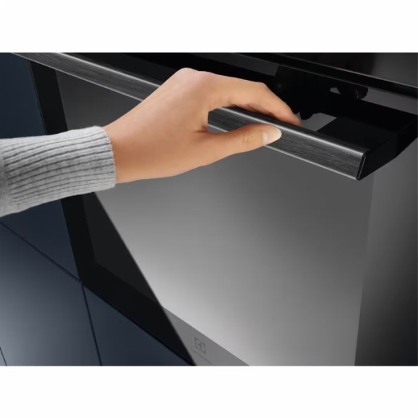 Electrolux  EOD6F77WZ  SteamBake 600 Katalýza Parní troub...