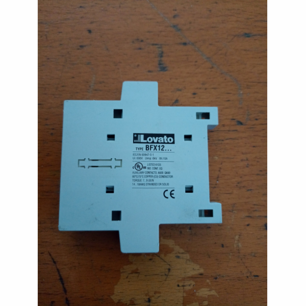 Lovato Electric Pomocná sada Contacts pro stykače BF09......