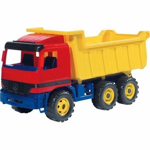 Lena Traktor se lžící a přívěsem
