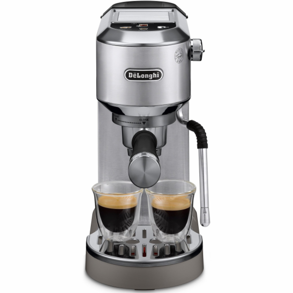 Poloautomatický kávovar DeLonghi EC890.M