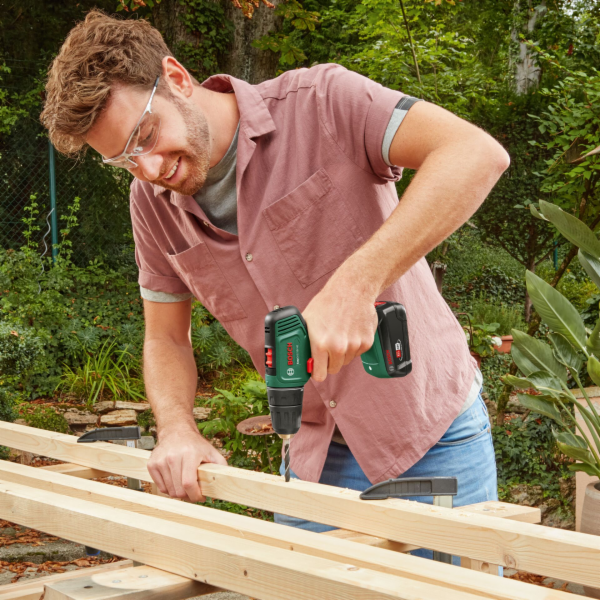 Aku vrtací šroubovák Bosch EasyDrill 18V-40