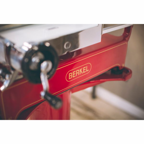 Berkel Volano P15 cervený/zlatý  kuchynský krájec