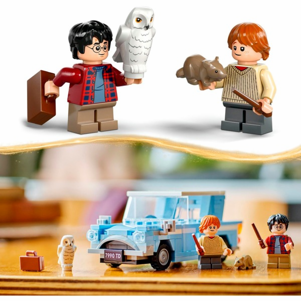 Stavebnice LEGO Harry Potter Létající auto Ford Anglia