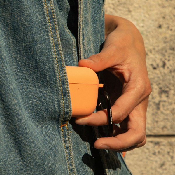 Native Union Active AirPods  4. Gen Silicone Case Apricot