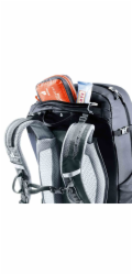 Turistický batoh - Deuter Trail Pro 33