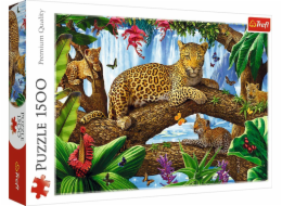 Puzzle 1500 dílků Kočka Panther odpočívá mezi stromy džungle