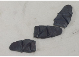 Klínek kovaný střední č.2