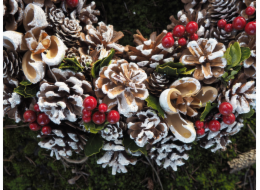 Věnec vánoční barevný velký 39 cm