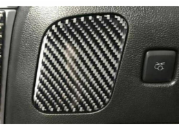 MTuning Karbonová dýha pro otevírání bočního odkládacího krytu pro Ford Mustang 15-19