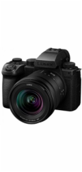 Panasonic Lumix S5 II X LUMIX S 20-60 mm F/3,5-5,6 + Lumix S 50mm/F1,8