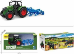 TRAKTOR SE ZEMĚDĚLSKÝM STROJEM