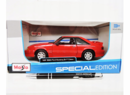 Maisto Model Ford Mustang SVT Cobra 1993 červená 1/24