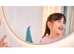 Philips Nový! Hlavice zubního kartáčku Sonicare for Kids 4 ks 7+ let HX6044/90