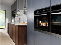 Electrolux LOD6F77WZ SteamBake 600 Katalýza Parní trouba Černá