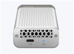 BAZAR - QNAP QNA-UC10G1SF adaptér USB-C/Thunderbolt 4 na SFP+ (1xSFP+,1xUSB-C4/TB4,fanless) - rozbaleno