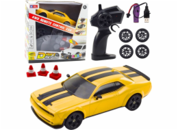 LeanToys Drift Sports Car s výměnnými koly, dálkově ovládané RC 4WD, žluté sportovní