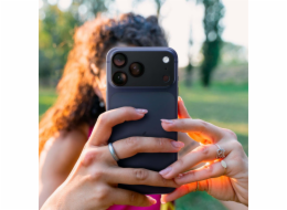 Spigen Ochranné pouzdro Optik Pro XL Glas.tr ez Fit pro fotoaparát Apple iPhone 17 Pro, černé