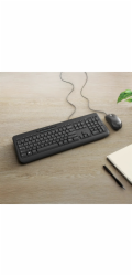 Incase Pouzdro navržené společností Microsoft Wired Desktop 600 klávesnice a myš v balení univerzální USB QWERTY britská angličtina černá