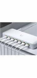 Ubiquiti Switch L2 UniFi USW-Ultra, 8-Port Gigabit, 7x PoE+-out, 1x PoE++ in, PoE budget 202W, s AC adaptérem