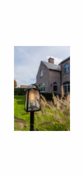 Chodníková lampa Lutec Kelsey s bublinovým sklem