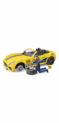 Bruder Terénní auto RAM se sportovním vozem a figurkou